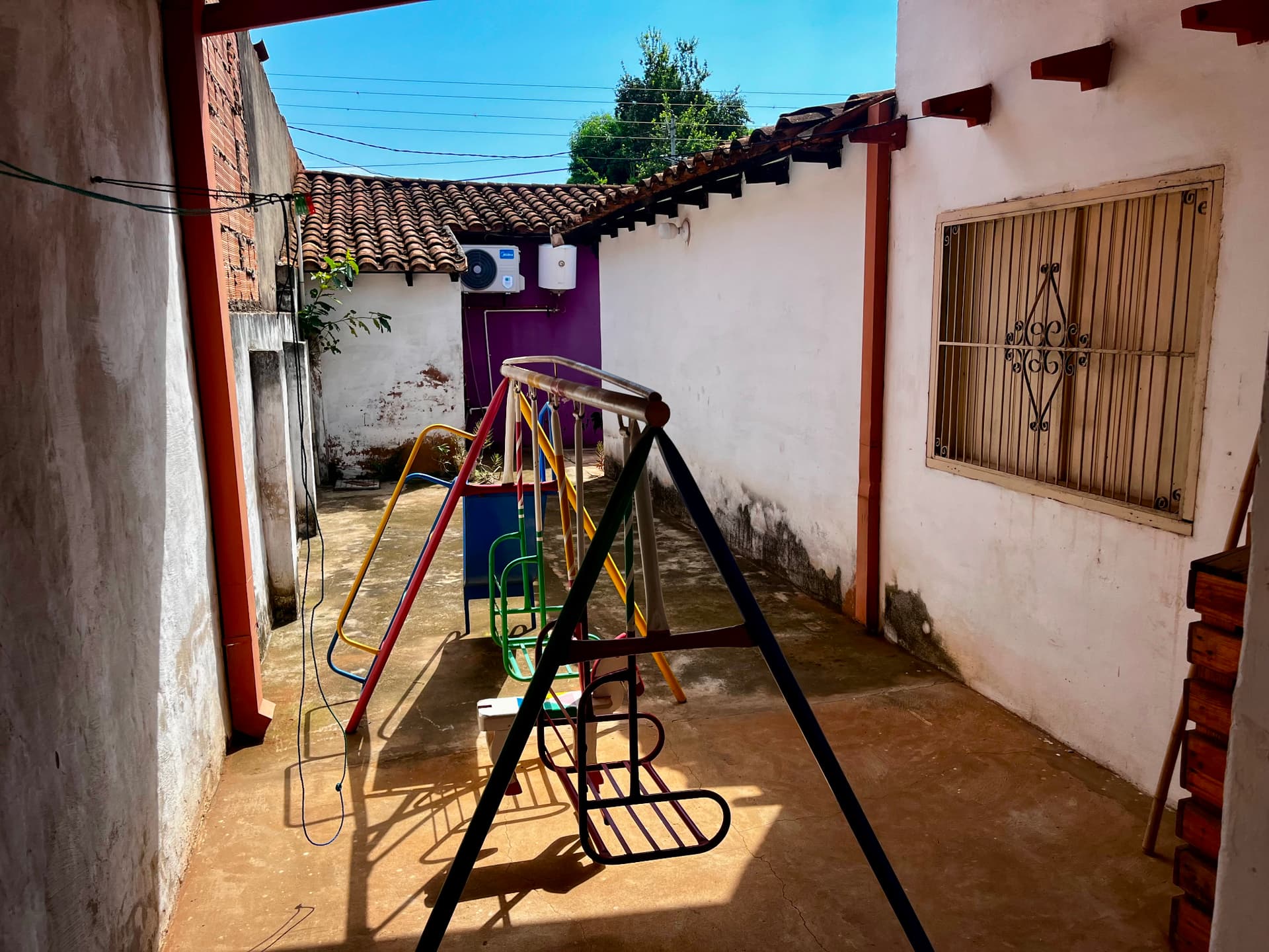 Casa familiar con salón independiente en San Lorenzo, foto 5