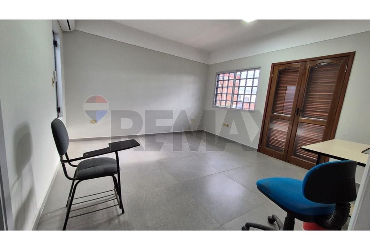 Oficina en alquiler - gral. Diaz — foto 4