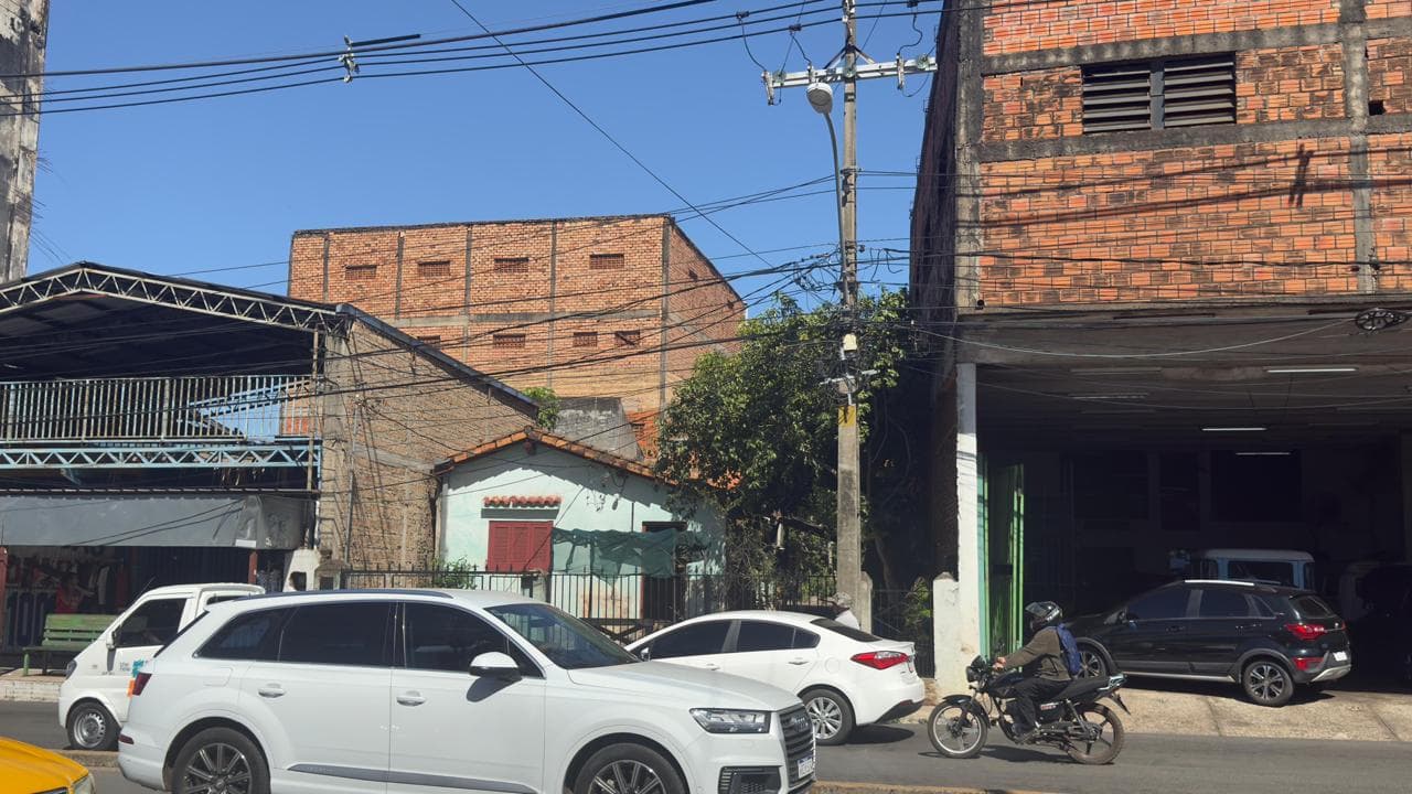 Terreno Para Desarrollo En Zona Eusebio Ayala – Hasta 8 Pisos, foto 1