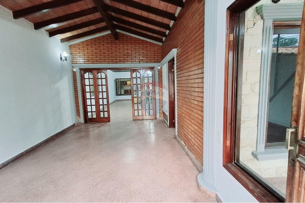 Casa en Alquiler - San Lorenzo, Zona Centro, foto 4