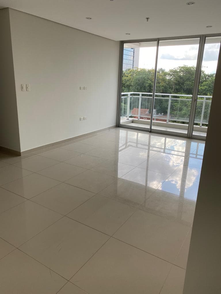 Moderno Dpto. En Villa Morra — foto 1