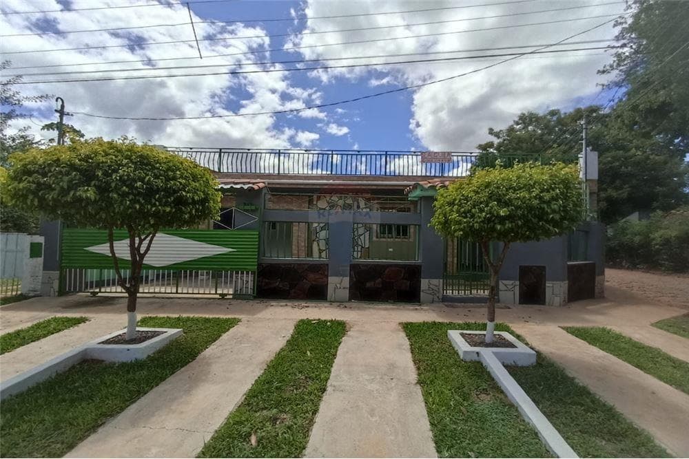 Alquilo casa en esquina zona yka'a Luque!