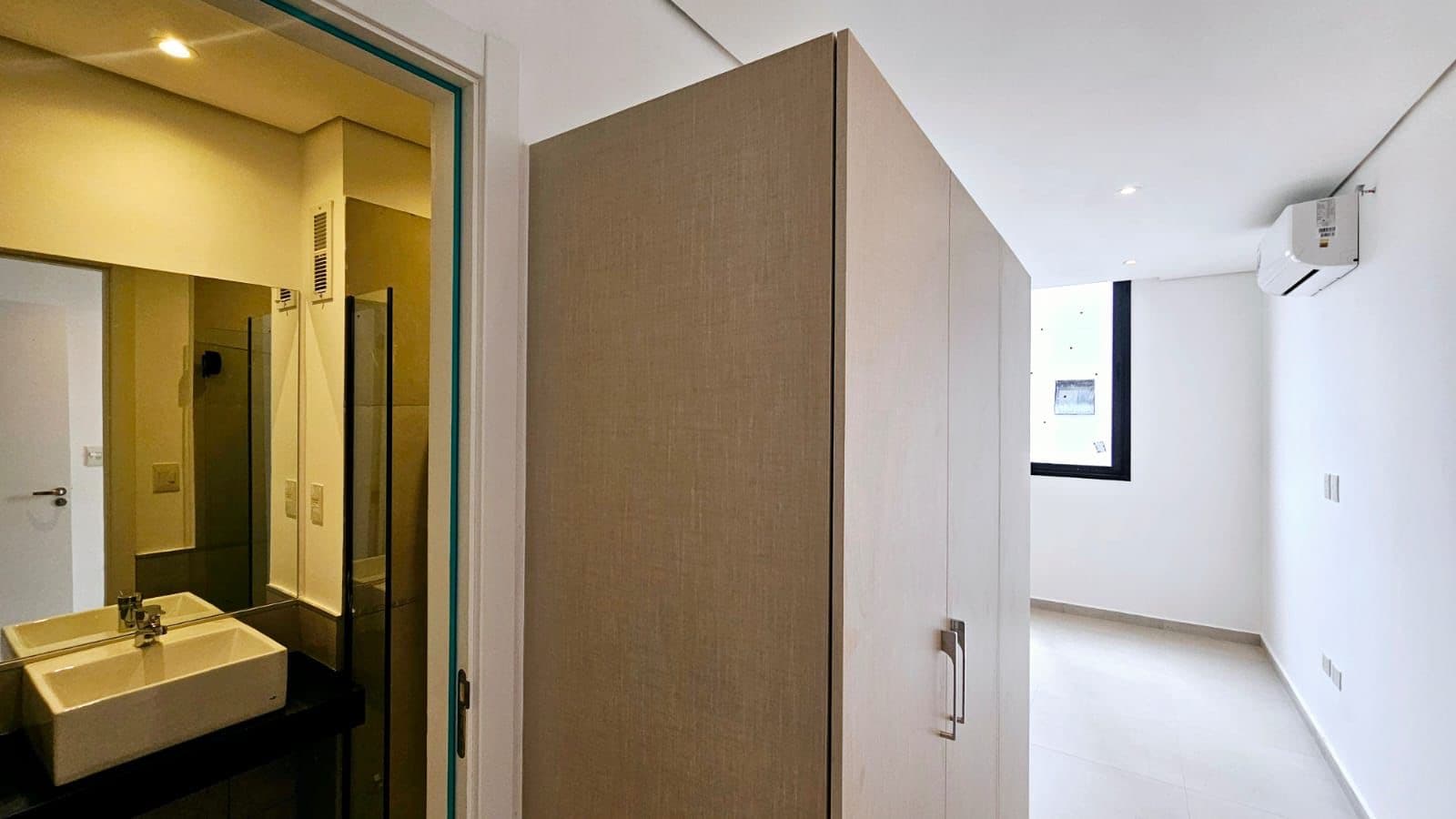 ✨ Departamento Amoblado de 2 Dormitorios en Suite + Cochera, foto 5
