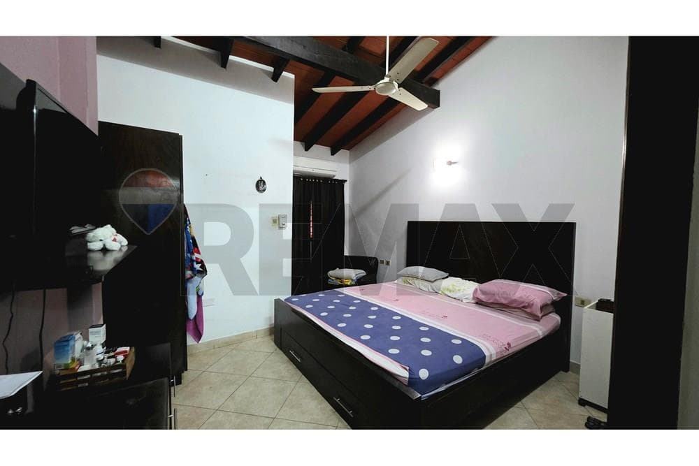 Casa en venta – Barrio Mbocayaty, Asunción, foto 5