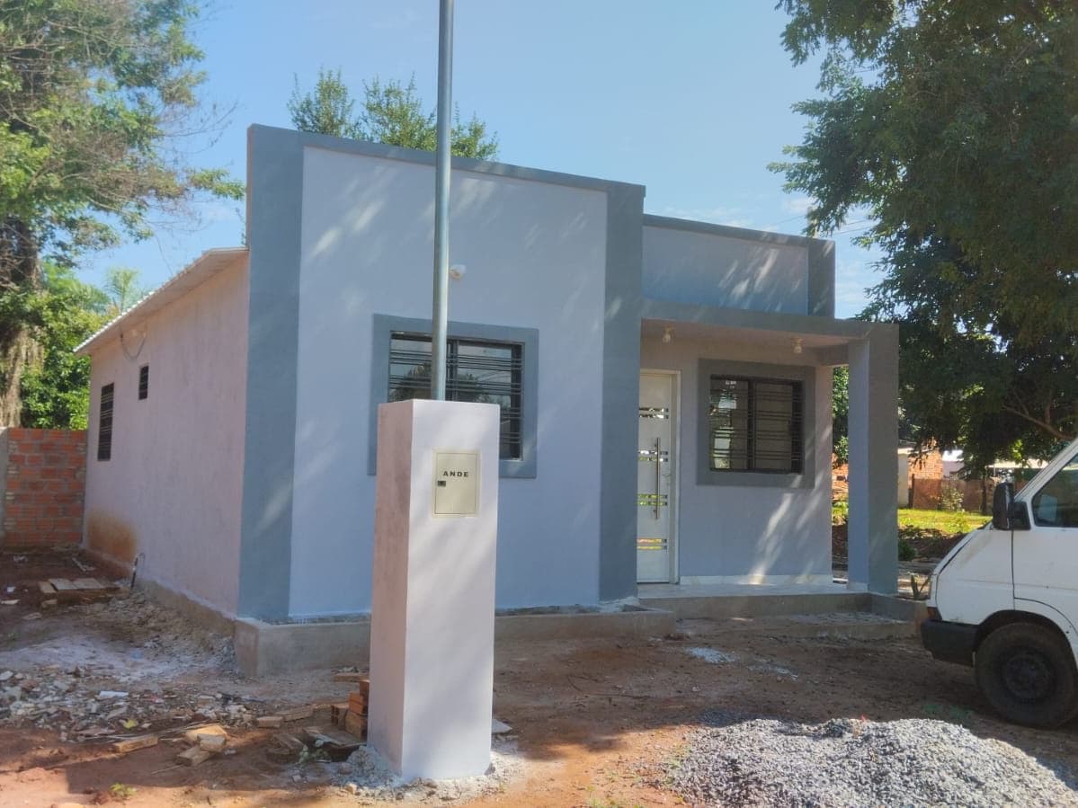 Vendo casa a estrenar en j. Augusto saldívar
