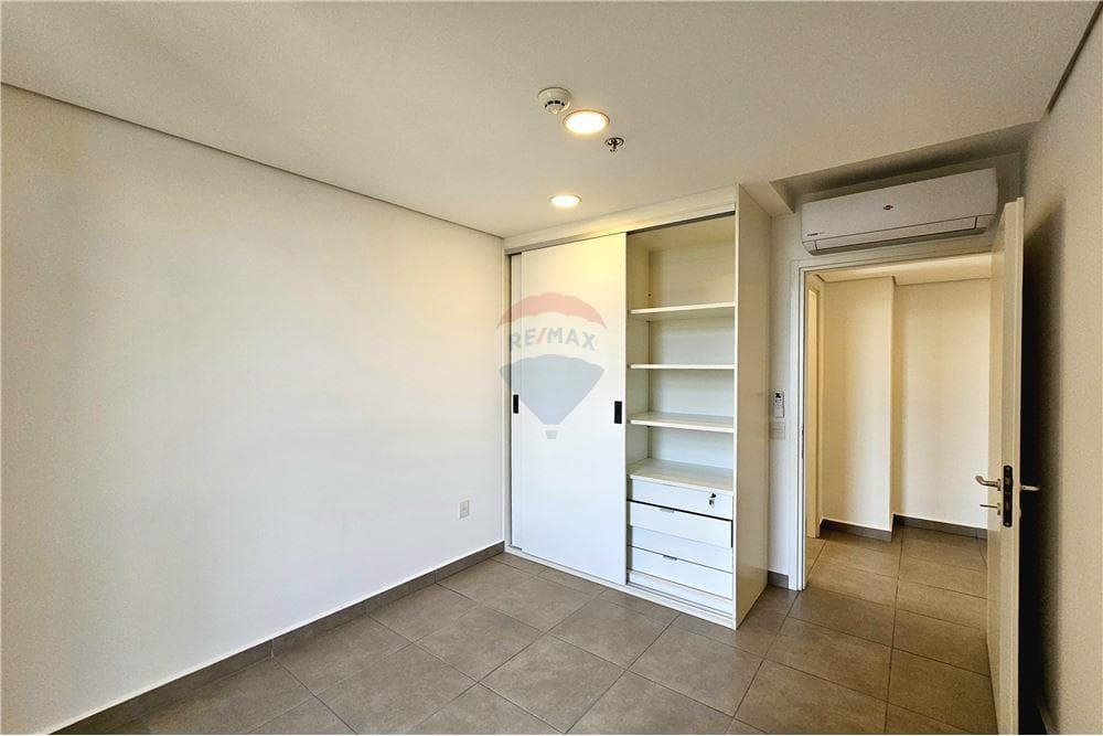 En venta departamento en mburucuya, foto 2