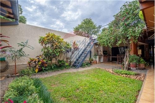 Casa en Villa Morra