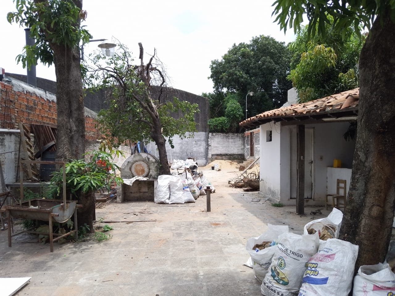 Terreno en Barrio San Vicente Zona Mercado 4 — foto 3