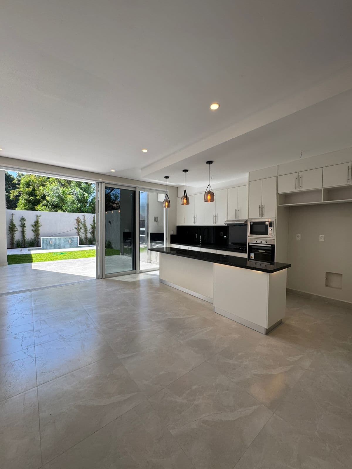 Duplex a estrenar en el barrio villa aurelia — foto 3
