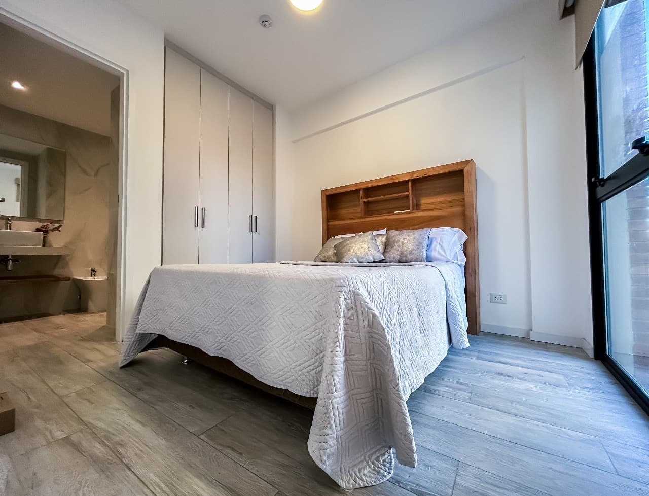 En alquiler depto de 1 dormitorio semi amoblado zona molas lópez — foto 2