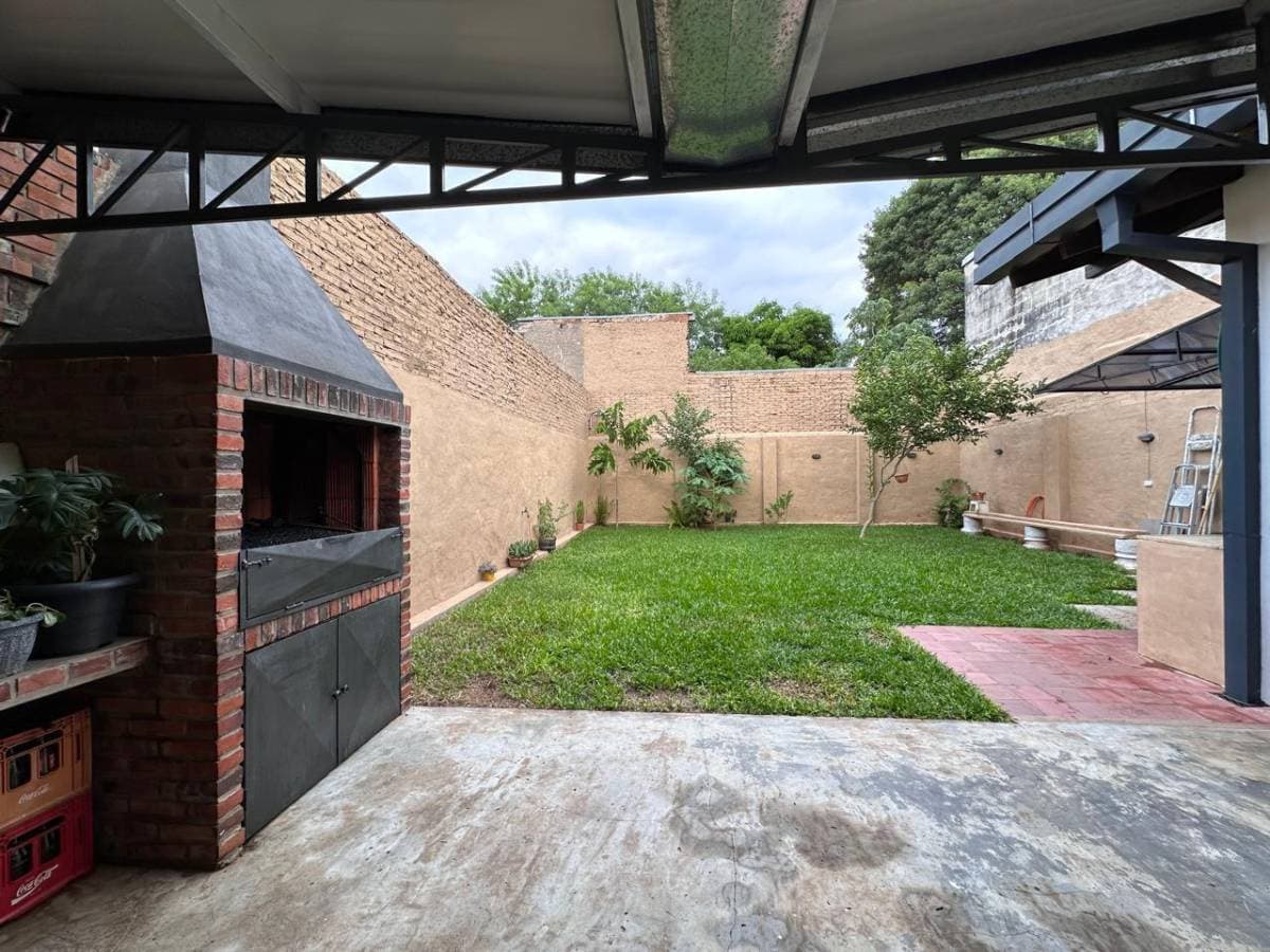 Casa en Venta ALBERDI ENTRE SICILIA Y ROMA 1537 Gral. Diaz, Asunción, foto 4