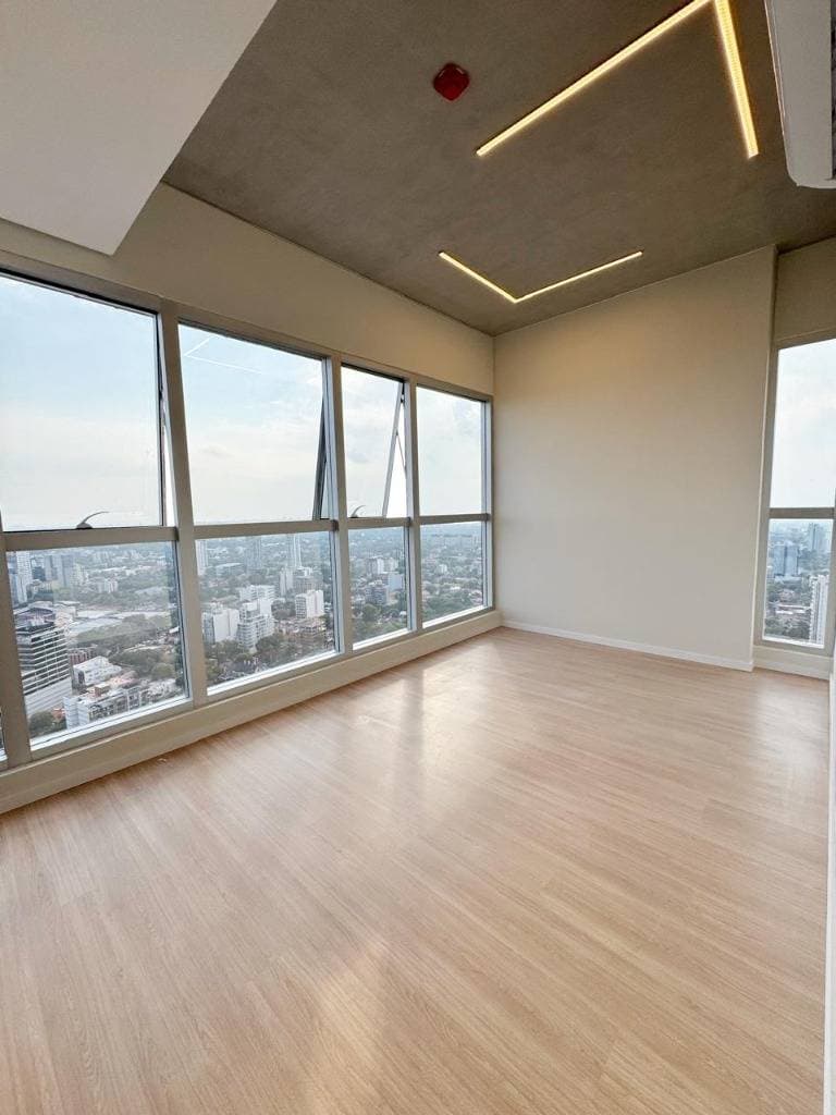 En venta departamento a estrenar en petra tower
