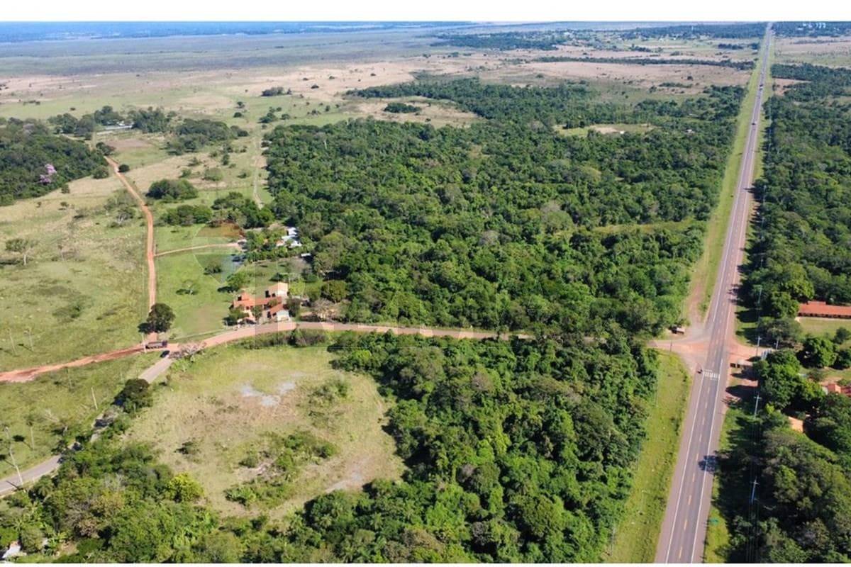 Terreno de 2,5 Hectáreas sobre Ruta Principal en Arroyos y Esteros, foto 2
