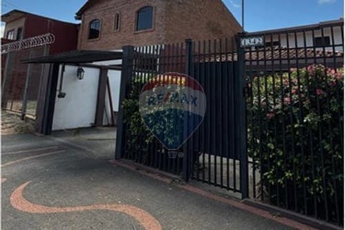 Casa en Fernando de la Mora, foto 2