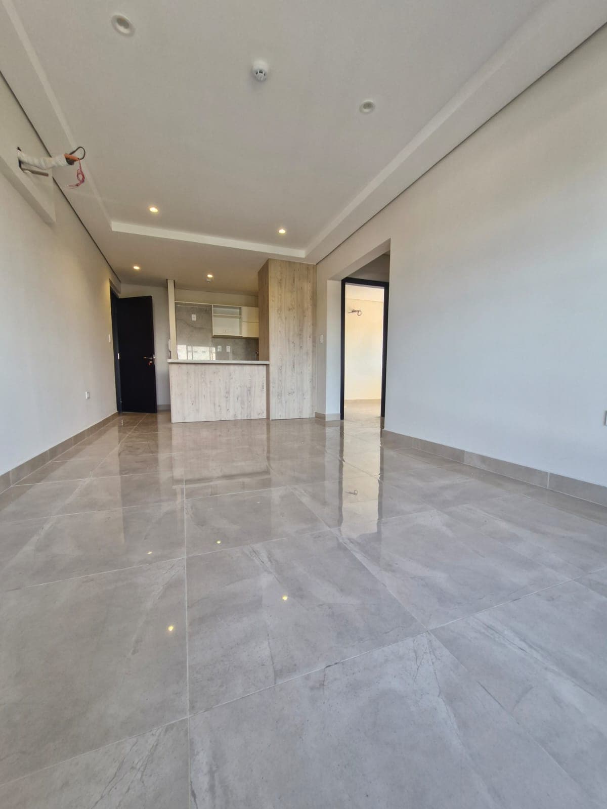 Verndo Dpto. de 2 Habitaciones en Luque Zona Conmebol cod 059*, foto 2