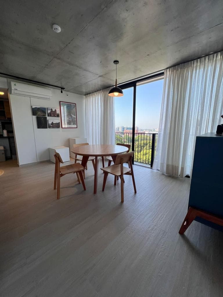 Hermoso Dpto Amoblado de 2 Dormit en Villa Morra, foto 3