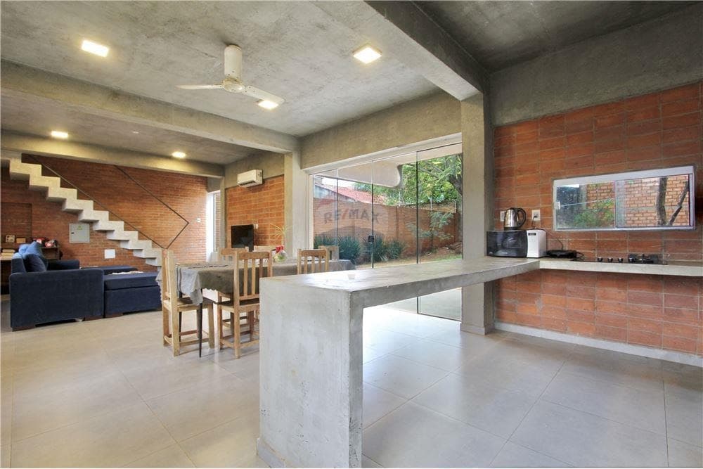 Gran Residencia a la Venta - Luque — foto 2