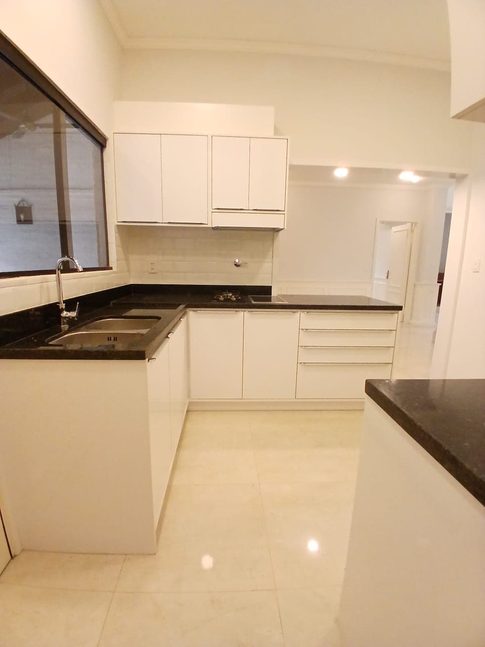 Casa toda en planta baja en surubi'i, foto 2