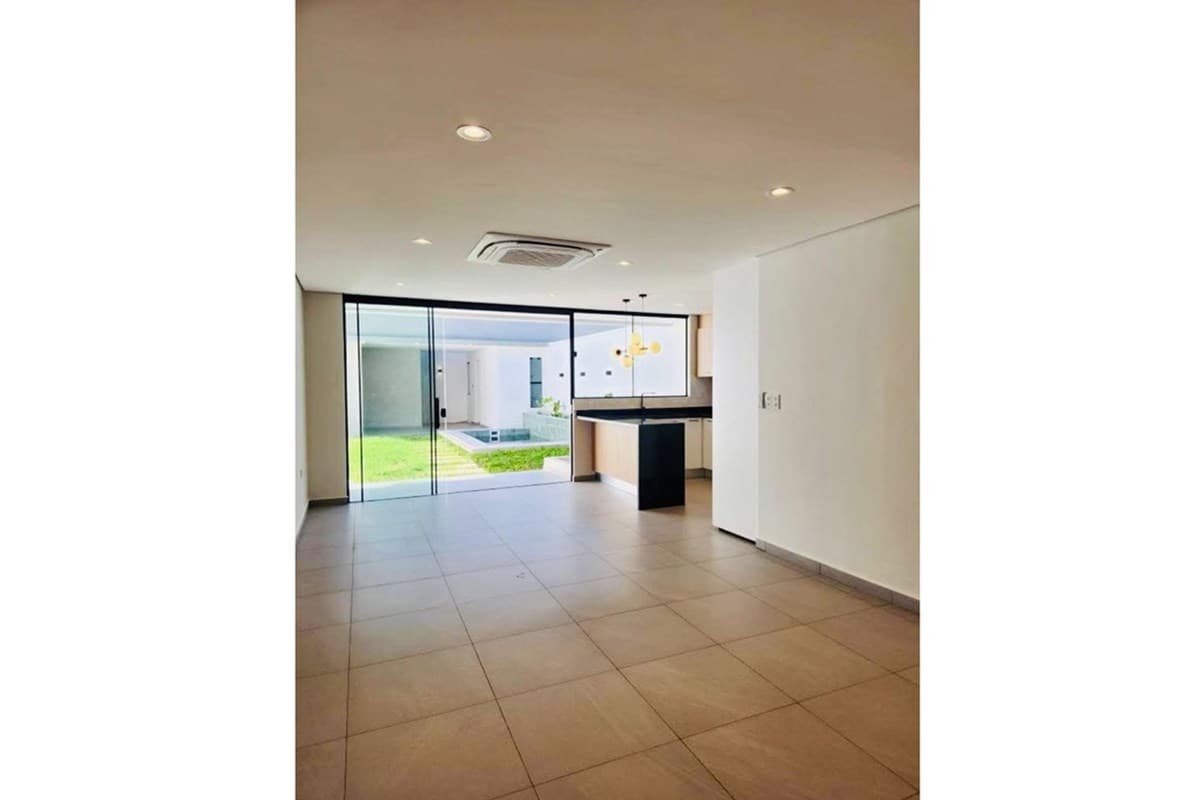 Duplex - Venta - Luque, Central, Paraguay, foto 2