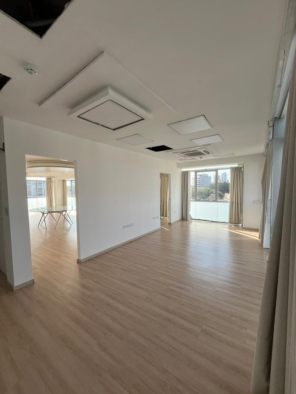 Zona shopping la galería - alquilo oficina de 220m2, foto 2