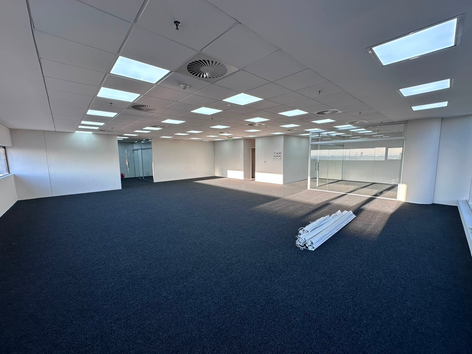 Alquiler de oficina en torre las americas