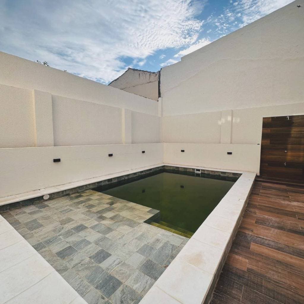 Residencia a estrenar de 3 niveles, foto 5