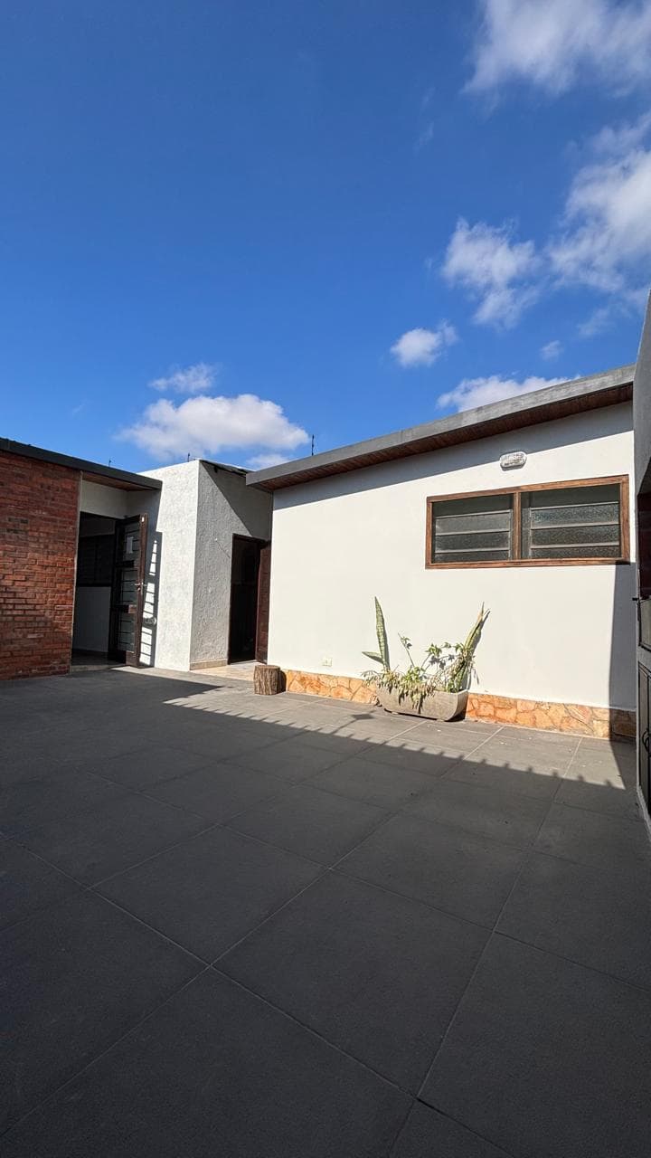 Casa De 3 Dormitorios Con área De Servicio En Barrio Jara, foto 4