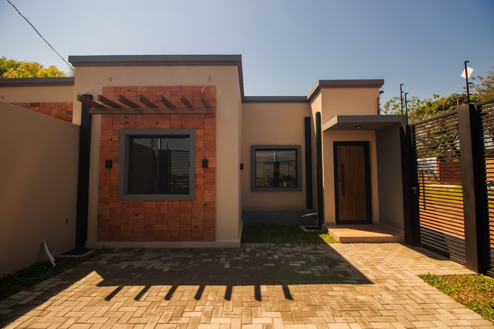 Vendo Duplex en Villa Elisa