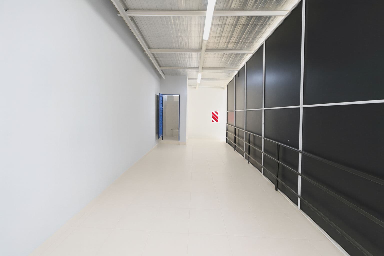 – salón comercial en zona de alta demanda – ciudad nueva — foto 4