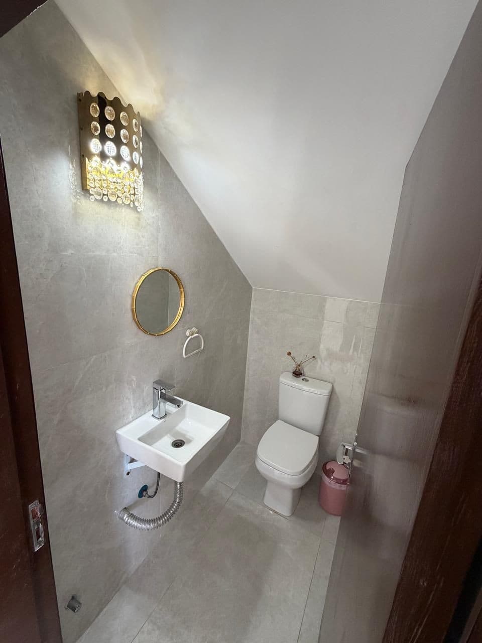 Hemrosa residencia en la ciudad de lambare, foto 5