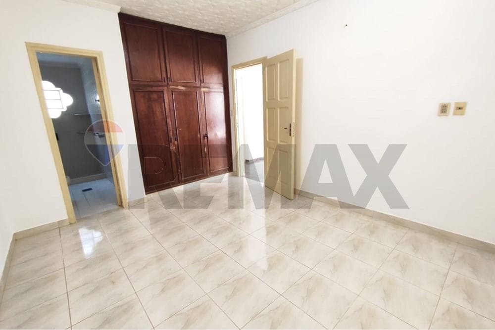 En alquiler casa para oficina o uso comercial, foto 1