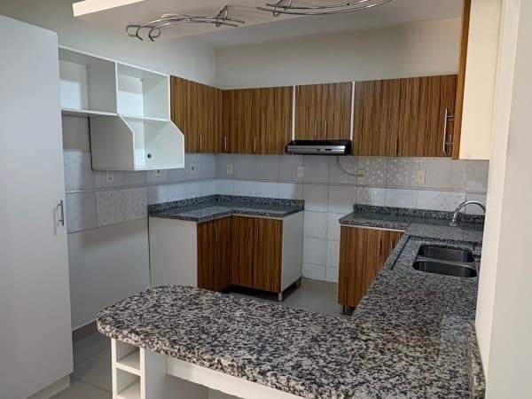 Alquilo duplex en Fernando de la Mora - zona norte