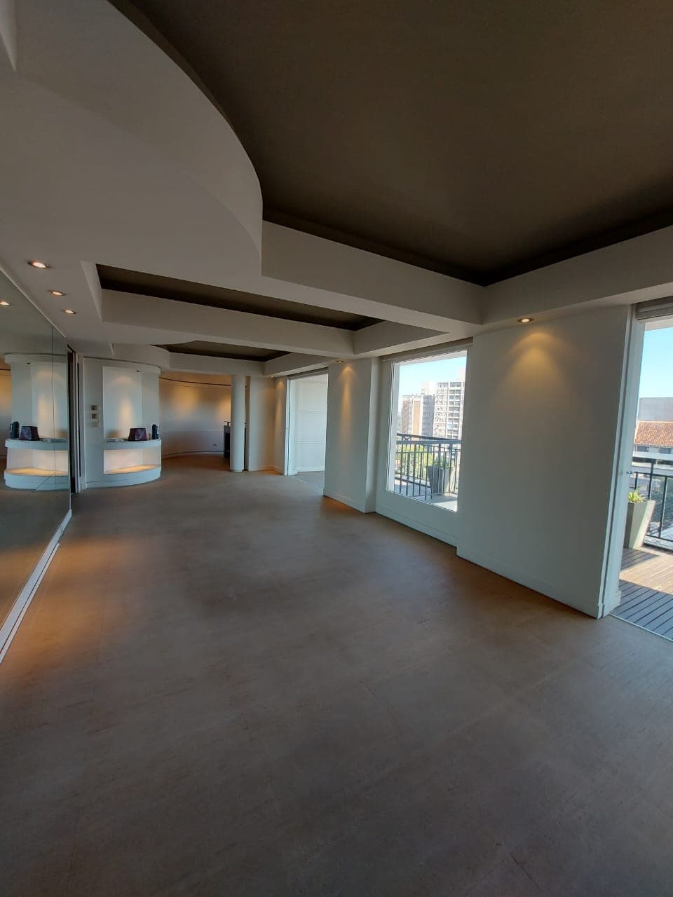 Vendo Departamento Muy Amplio De 3 Suites En Las Mercedes-clap5190682