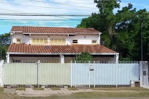 Casa - Venta - Luque, Central, Paraguay