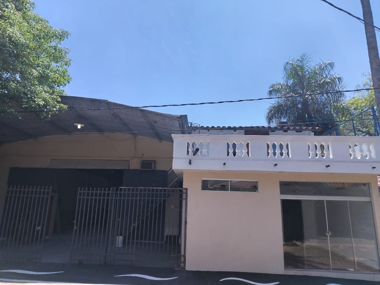 Alquilo tingaldo 220 m2 mas oficina asuncion avda eusebio ayala