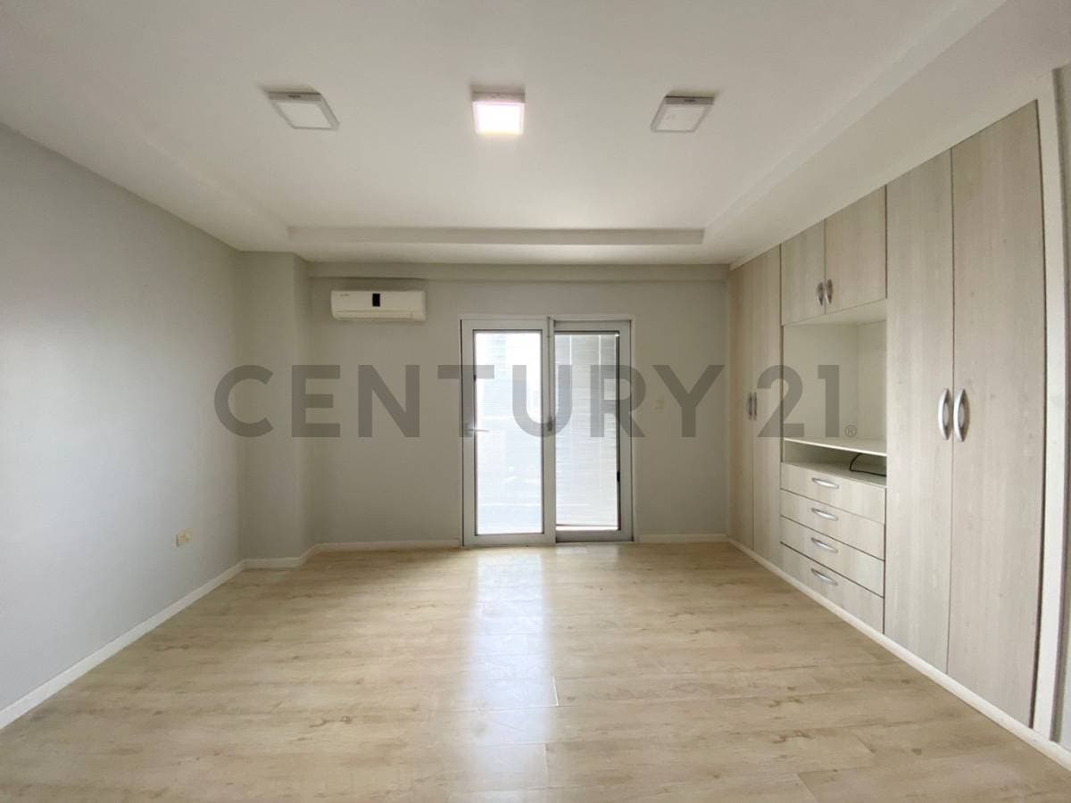 Amplio departamento en venta con vista en encarnacion, foto 4