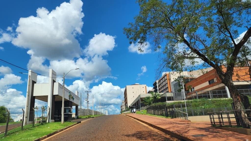 Terreno de 1.080 m2 en Zona Ciudad del Este, Monday-CLLA5722338 — foto 4