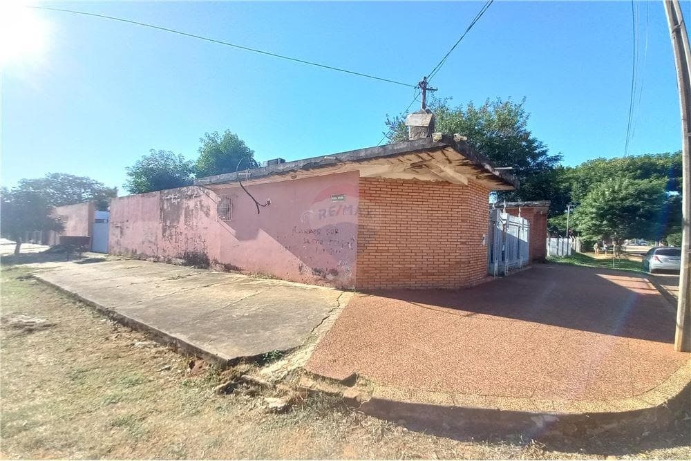 Propiedad en esquina en barrio san miguel, foto 2