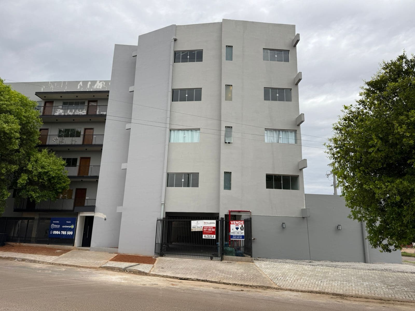 Alquilo departamento de 2 dormitorios - edificio i lilla