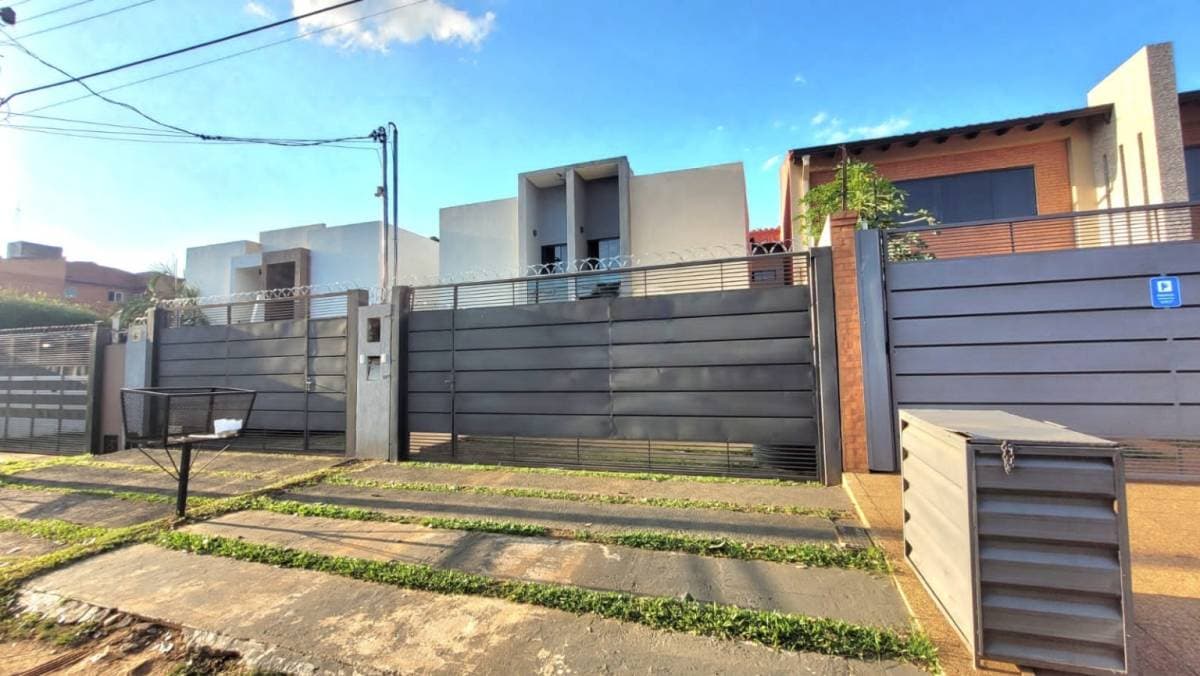 Alquilo dúplex de 3 dormitorios en Fernando zona norte