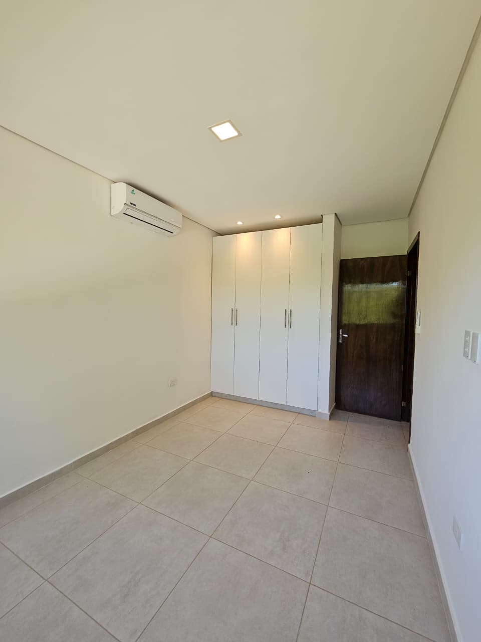 hermoso Dúplex en Luque - Loma Merlo, foto 3
