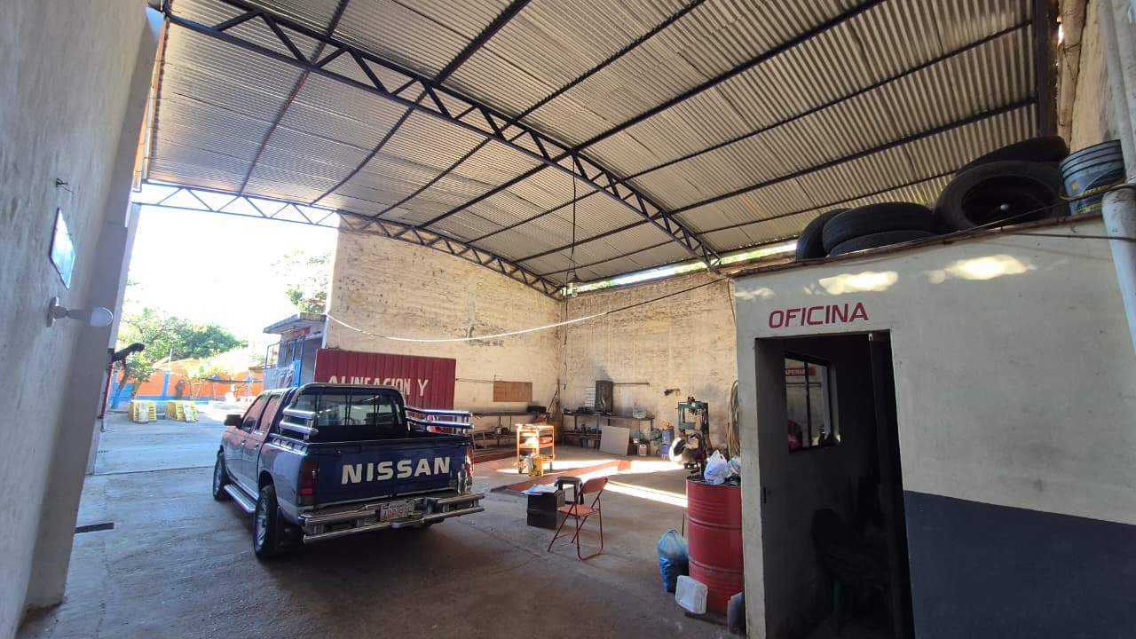 Tinglado con salón comercial en Luque, foto 5