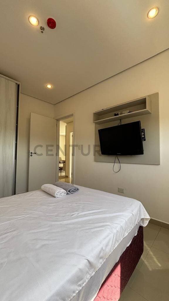 Departamento amoblado y equipado a estrenar s/ av. Gral. Santos — foto 4