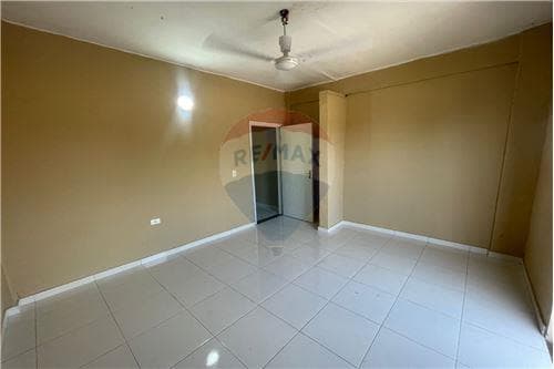 De departamento, limpio — foto 5