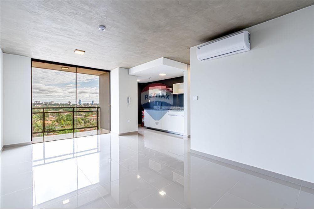 En venta departamento de 2 dorm - edif. Insignia 3, foto 2