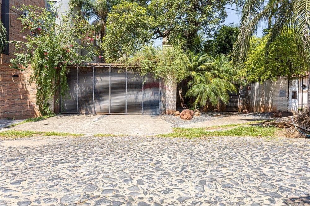 casa a 2 cuadras de la Avda. Boggiani, foto 3