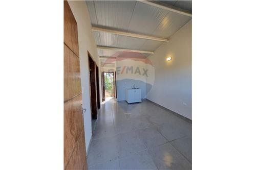 Casa-venta-py Central Limpio Isla Aveiro Barrio Norte, foto 4