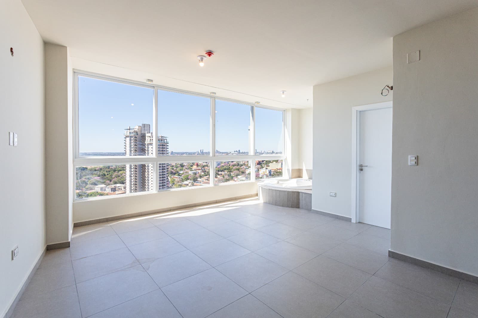 Vendo penthouse con vista a la bahía