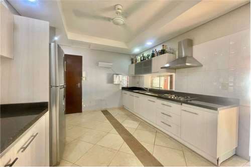 Casa-venta-maneco galeano entre sauce y boqueron, cuarto barrio, Luque, foto 5