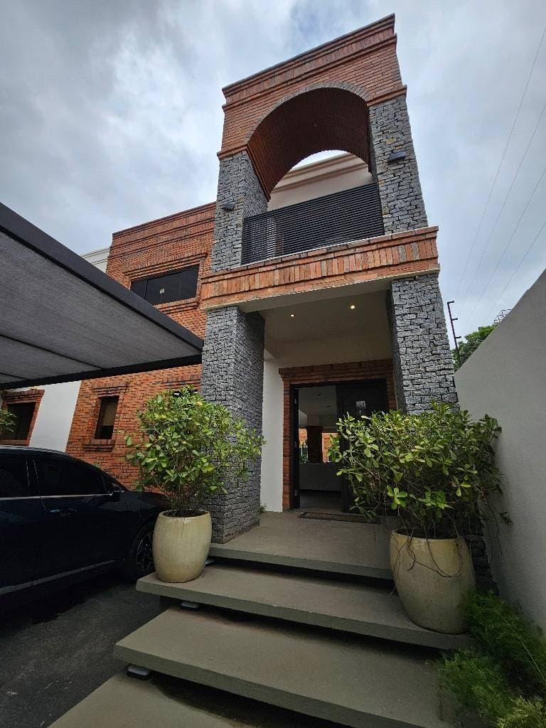 Residencia de lujo en alquiler - barrio Herrera, foto 1